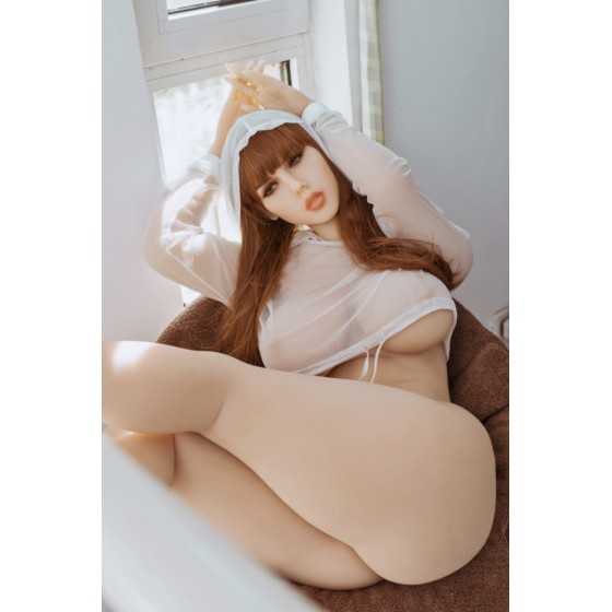 Eva 163cm Big Sister (5ft4)