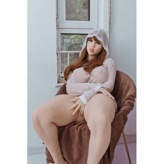 Eva 163cm Big Sister (5ft4)