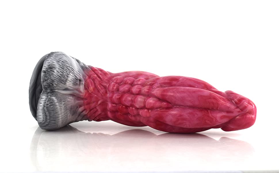 Suction dildo