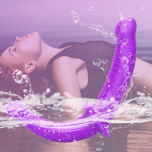 Strapless Strapon dildo lesbian